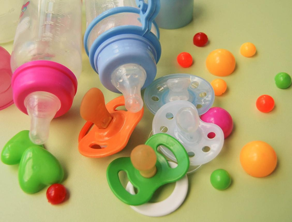 Anti-Colic Baby Feeding Bottle